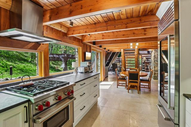 10343 County Road KP Road, Mazomanie, WI 53560