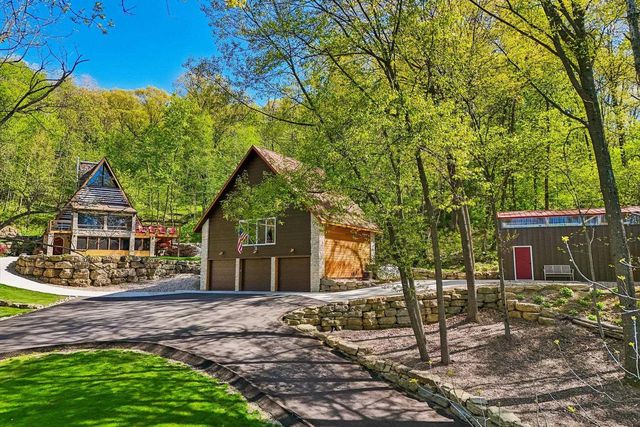 10343 County Road KP Road, Mazomanie, WI 53560