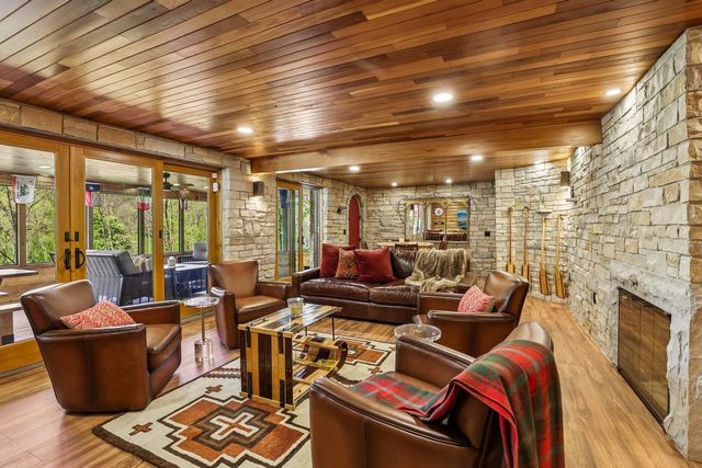 10343 County Road KP Road, Mazomanie, WI 53560