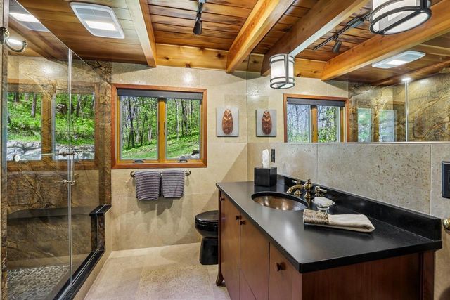 10343 County Road KP Road, Mazomanie, WI 53560