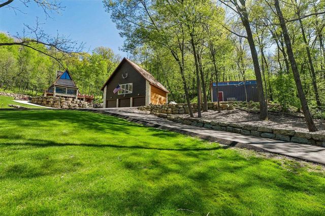 10343 County Road KP Road, Mazomanie, WI 53560