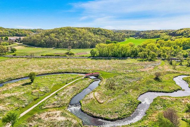 10343 County Road KP Road, Mazomanie, WI 53560