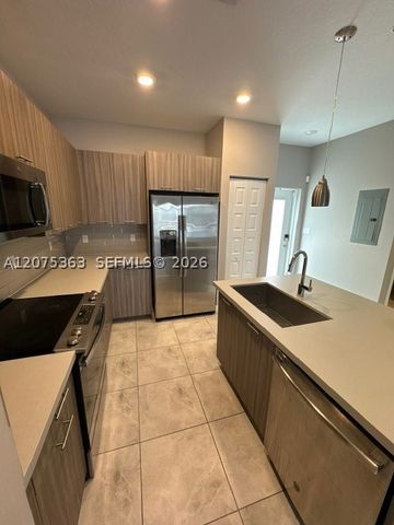 4700 NW 84th Ave 31, Doral, FL 33166
