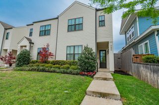 734 W 7th Street, Dallas, TX 75208