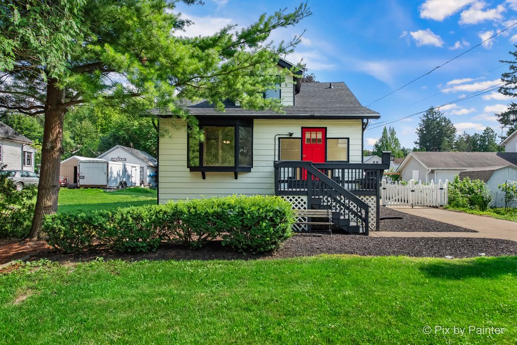 503 N River Road, Fox River Grove, IL 60021