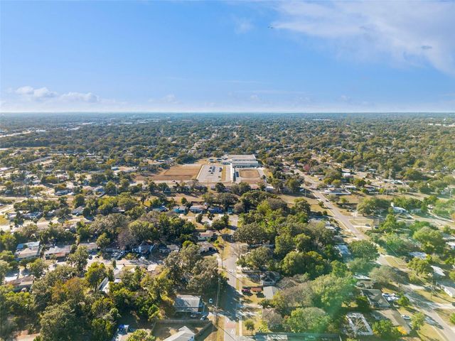 5301 BARNETT PLACE, Orlando, FL 32808