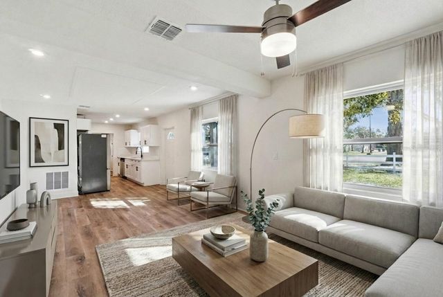 5301 BARNETT PLACE, Orlando, FL 32808