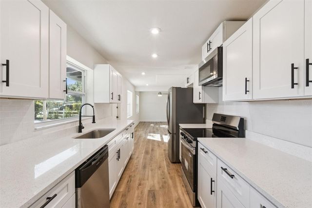 5301 BARNETT PLACE, Orlando, FL 32808