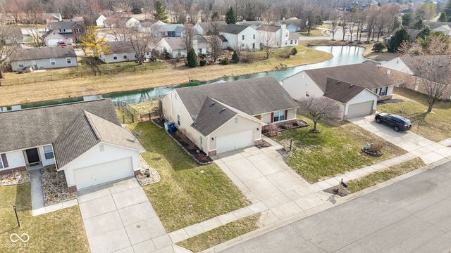 53 Morse Circle, Pittsboro, IN 46167