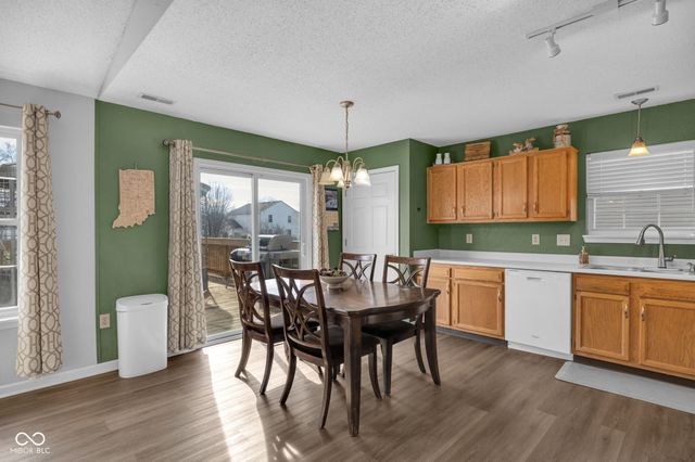 53 Morse Circle, Pittsboro, IN 46167