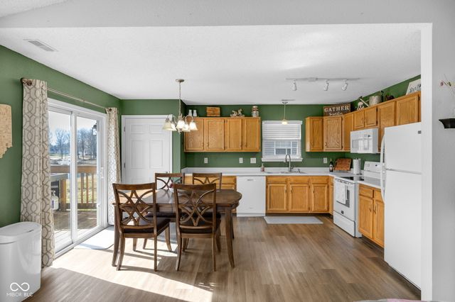 53 Morse Circle, Pittsboro, IN 46167