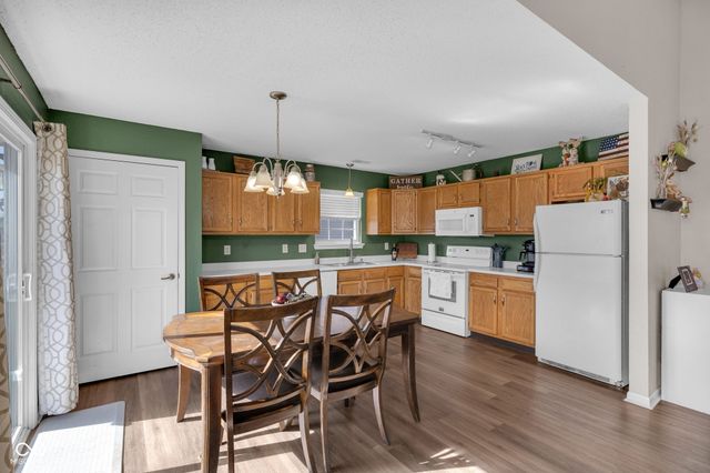 53 Morse Circle, Pittsboro, IN 46167