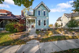 2421 N 2nd AVENUE, Milwaukee, WI 53212