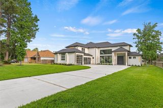 5907 Weisinger Dr, Magnolia, TX 77354
