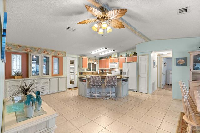 1732 MAGNOLIA AVENUE, The Villages, FL 32159