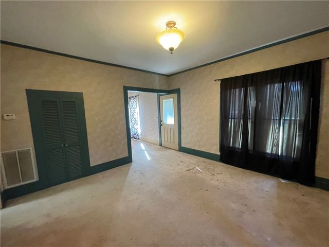 620 N Miller Street, Clarksville, AR 72830