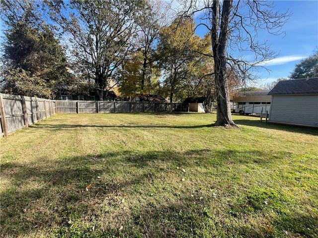 620 N Miller Street, Clarksville, AR 72830