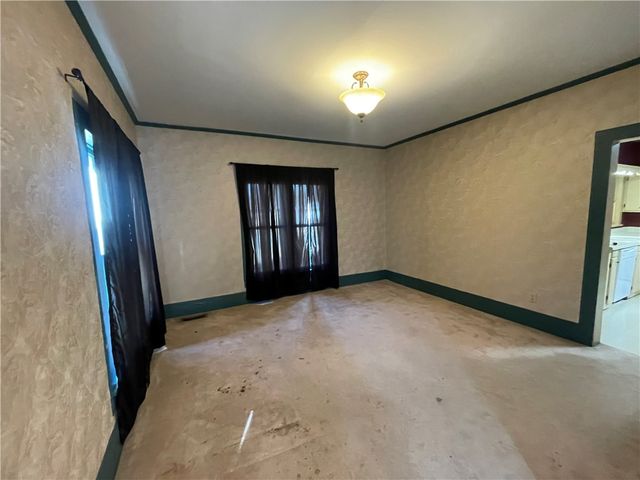 620 N Miller Street, Clarksville, AR 72830