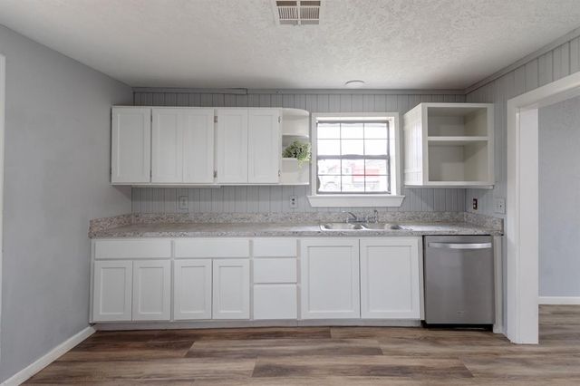 403 W Truman Place, Purcell, OK 73080