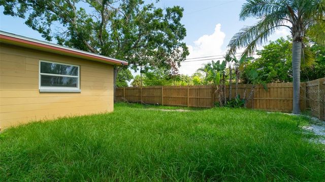 2702 45TH STREET S, Gulfport, FL 33711