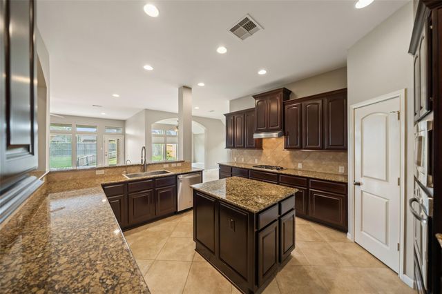 2818 Red Maple Drive, Katy, TX 77494