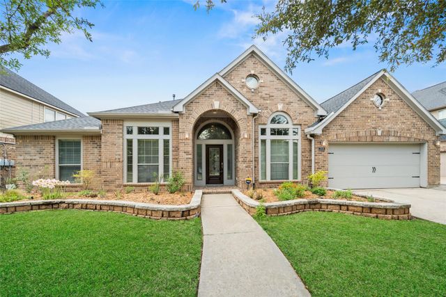 2818 Red Maple Drive, Katy, TX 77494