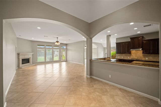 2818 Red Maple Drive, Katy, TX 77494