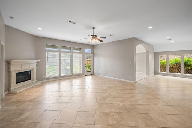 2818 Red Maple Drive, Katy, TX 77494