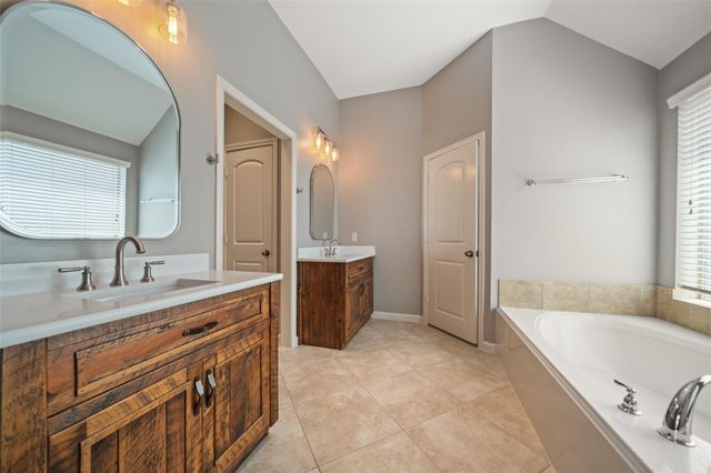 2818 Red Maple Drive, Katy, TX 77494