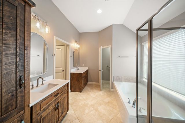 2818 Red Maple Drive, Katy, TX 77494