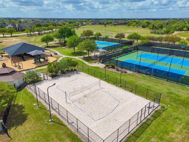 2818 Red Maple Drive, Katy, TX 77494