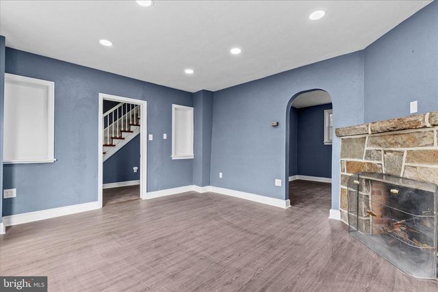 2417 N GEORGE ST, York, PA 17406