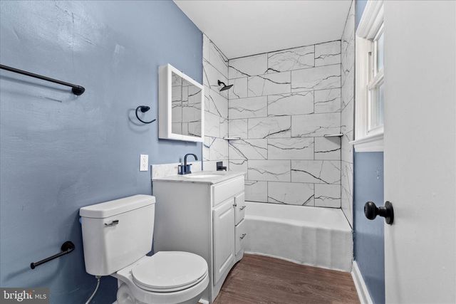 2417 N GEORGE ST, York, PA 17406