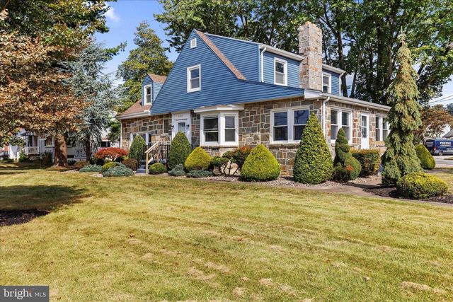 2417 N GEORGE ST, York, PA 17406