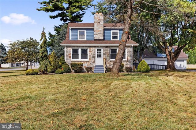 2417 N GEORGE ST, York, PA 17406