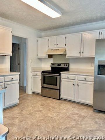 599 Sugaridge Lane, Fayetteville, NC 28311