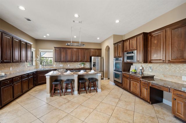 32510 Tall Oaks Way, Magnolia, TX 77354