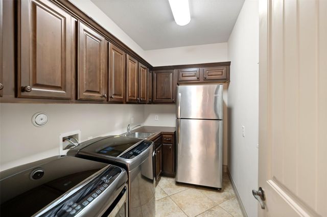 32510 Tall Oaks Way, Magnolia, TX 77354