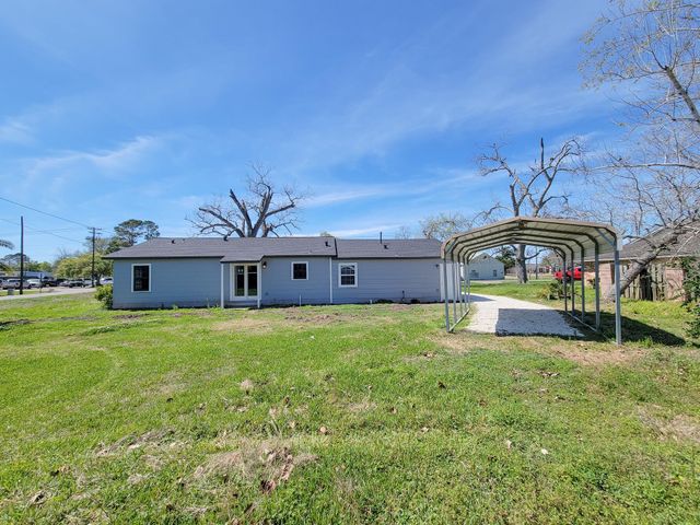 413 S Market Street, Brazoria, TX 77422