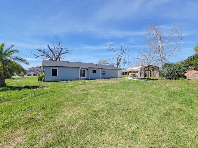 413 S Market Street, Brazoria, TX 77422