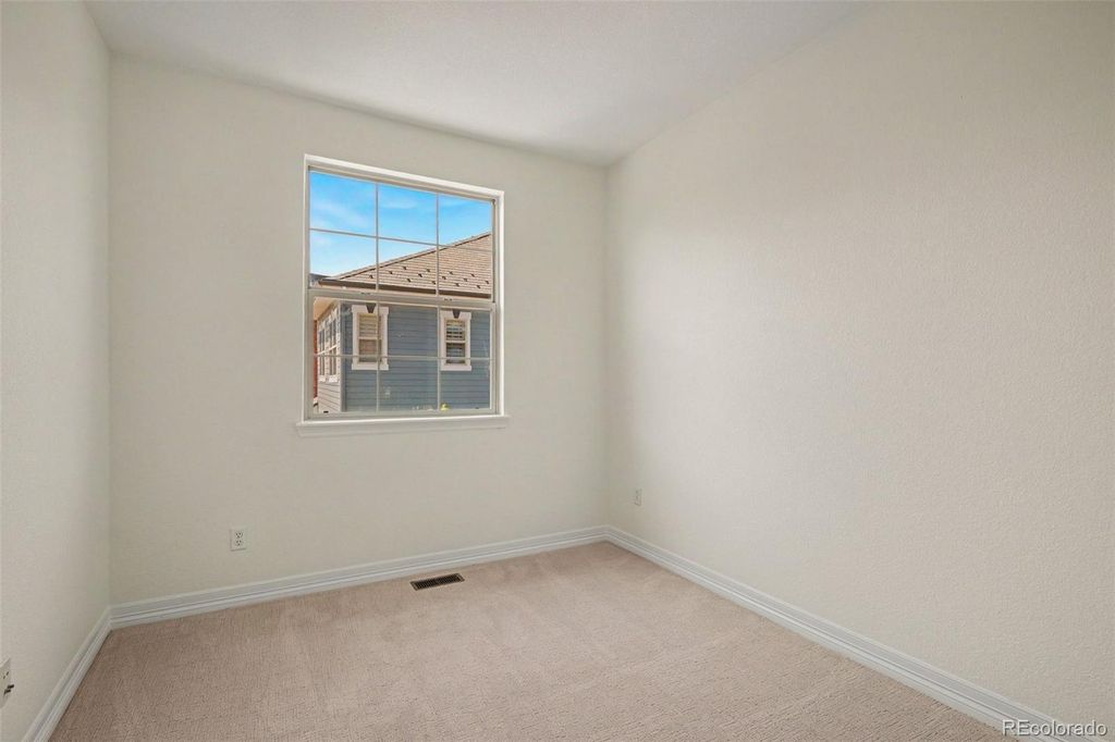 Image 24 of property listing at 9114 Kornbrust Drive, Lone Tree, CO 80124