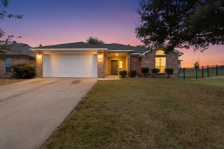 729 Ridgehill Drive, Burleson, TX 76028
