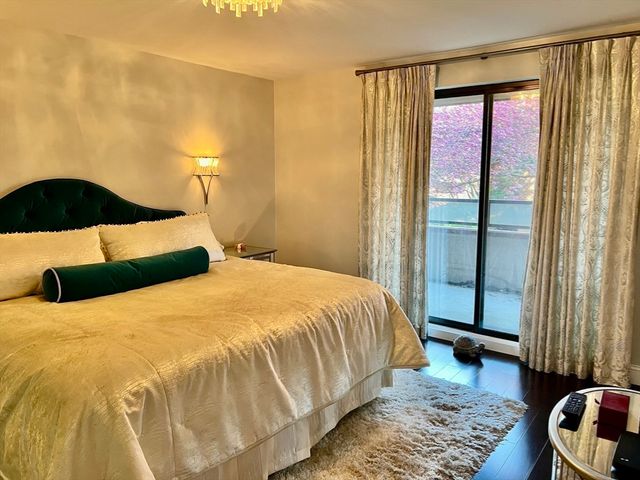 404 Paradise Road 1D, Swampscott, MA 01907