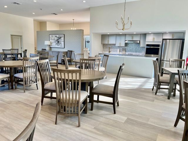 404 Paradise Road 1D, Swampscott, MA 01907