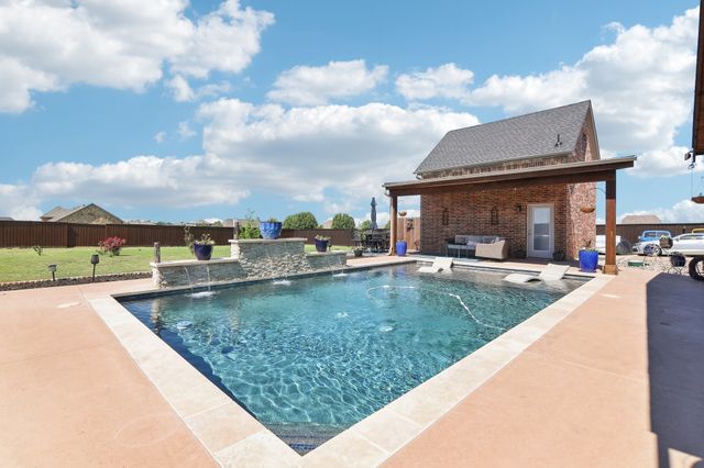 15110 Rutledge Lane, Talty, TX 75126