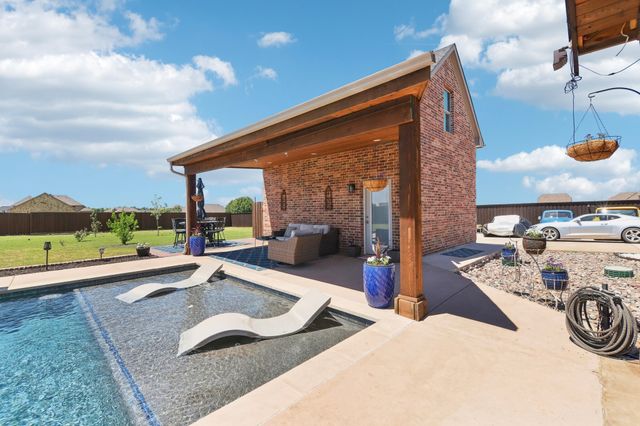 15110 Rutledge Lane, Talty, TX 75126