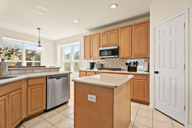 2607 Sunny Shores Drive, Pearland, TX 77584