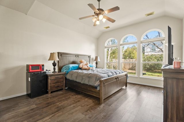 2607 Sunny Shores Drive, Pearland, TX 77584