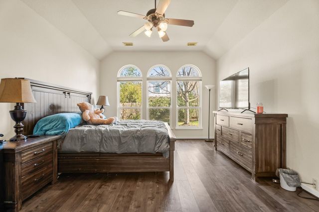 2607 Sunny Shores Drive, Pearland, TX 77584