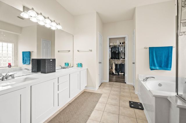 2607 Sunny Shores Drive, Pearland, TX 77584